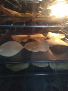 Tortillas horneadas para hacer tostadas caseras